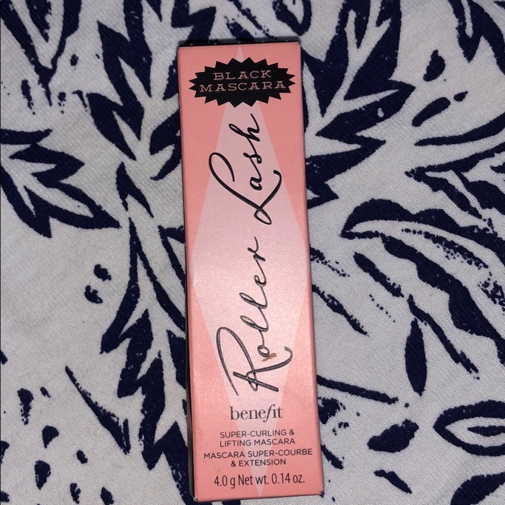 Benefit “roller lash” mascara